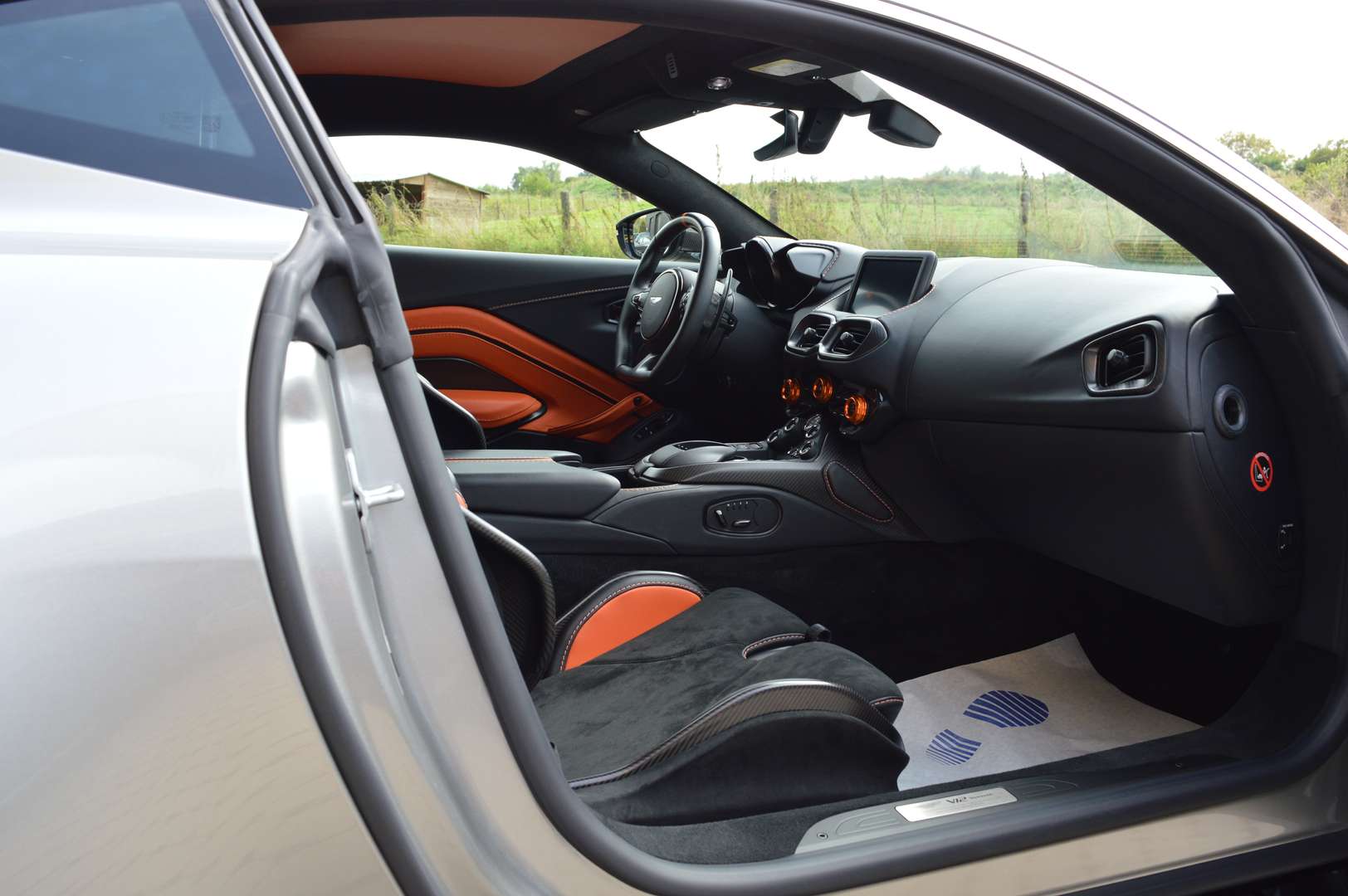 Aston Martin Vantage Coupe 5.2i V12 édition Limitée - 2022 - Joinsteer - #9