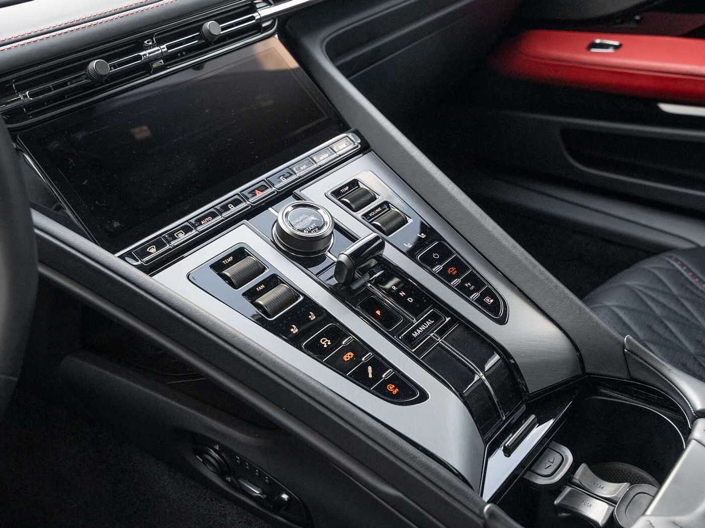 Aston Martin DB12 V8 Coupé Carbon Ceramic - 2024 - Joinsteer - #10