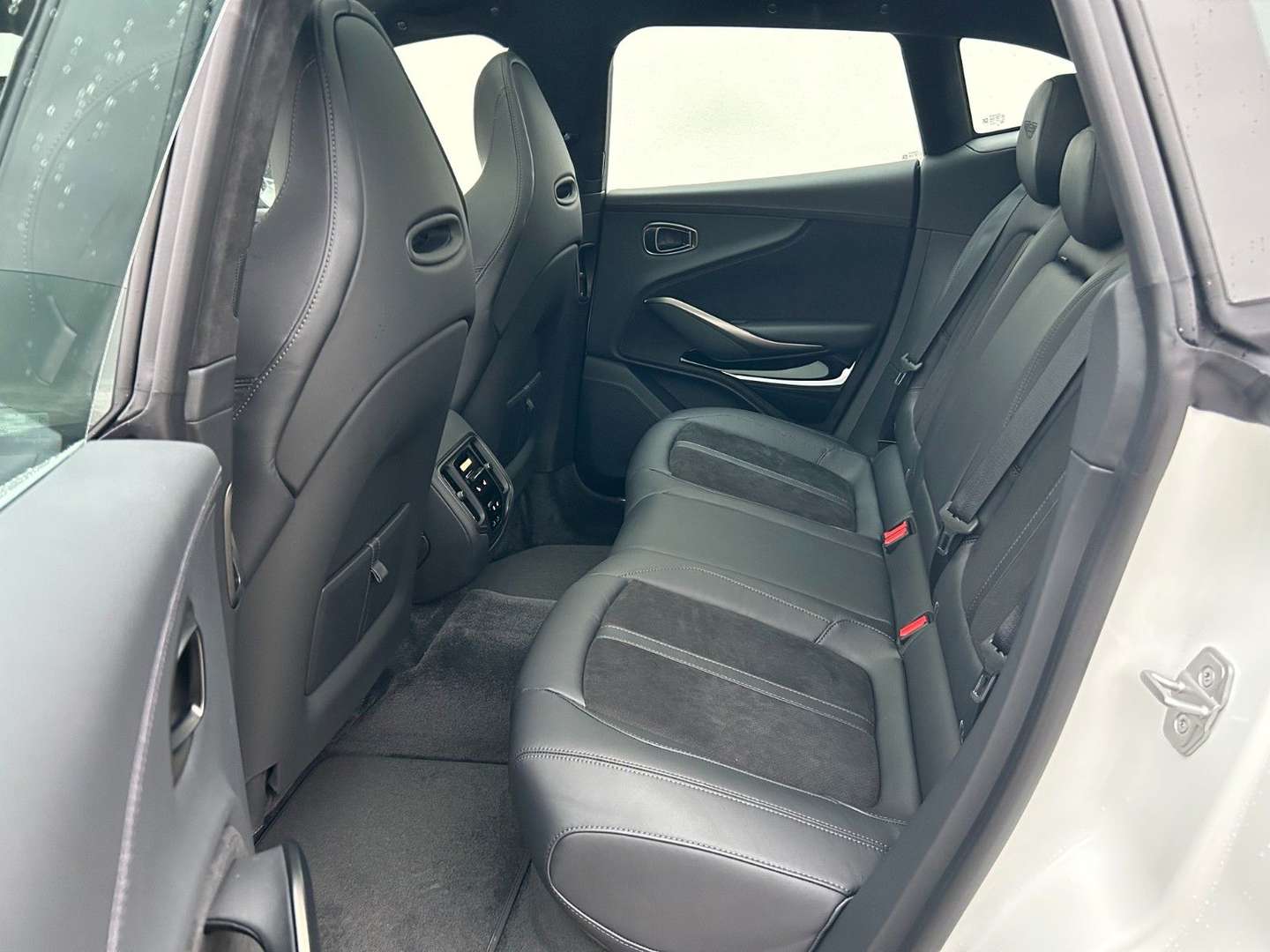 Aston Martin DBX 4.0 V8 DBX707 - 2025 - Joinsteer - #15