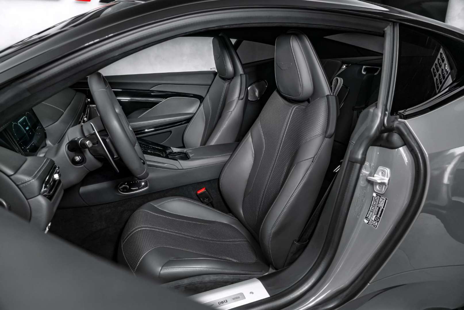 Aston Martin DB12 4.0 V8 Bi-turbo - 2023 - Joinsteer - #11