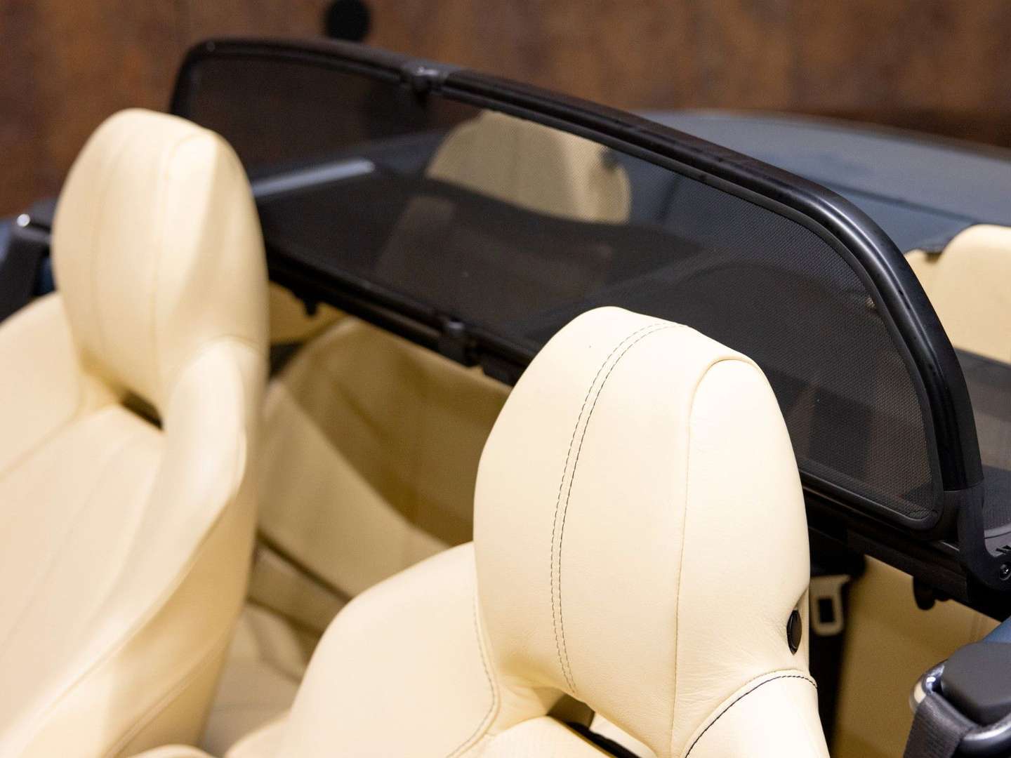 Aston Martin DB9 Volante 6.0 Touchtronic - 2011 - Joinsteer - #24