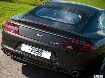 Aston Martin Rapide 6.0 V12 — photo 19