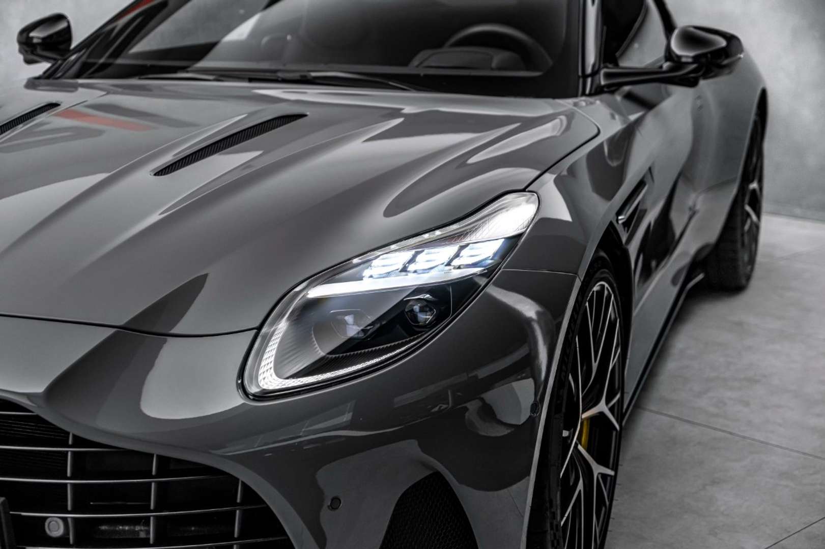 Aston Martin DB12 4.0 V8 Bi-turbo - 2023 - Joinsteer - #18