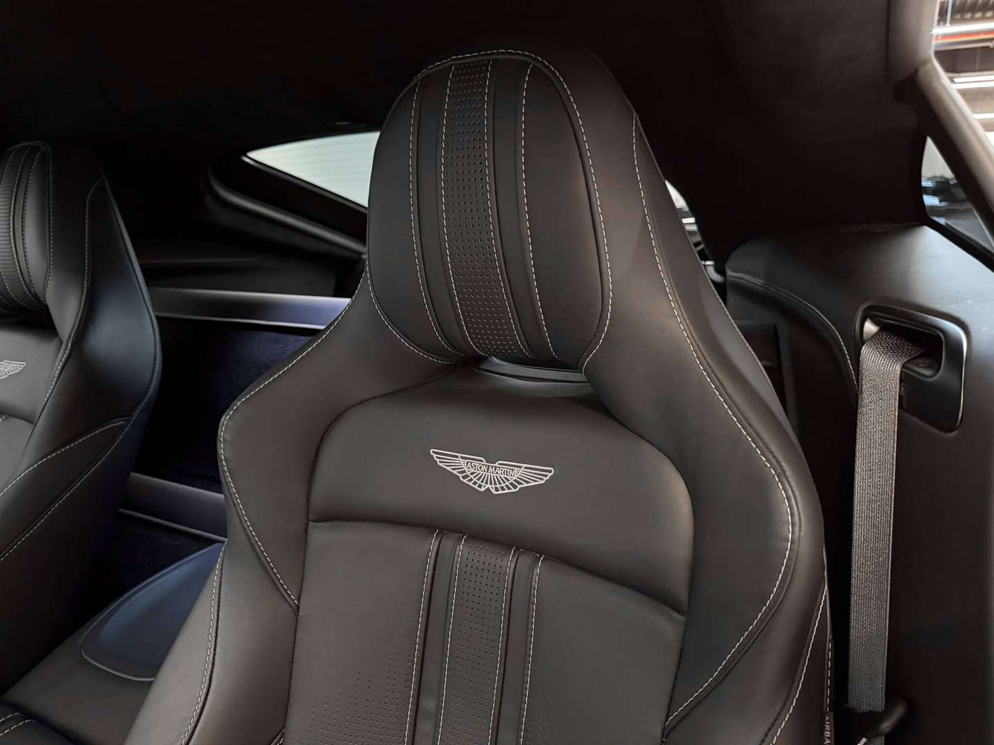 Aston Martin Vantage - 2023 - Joinsteer - #21