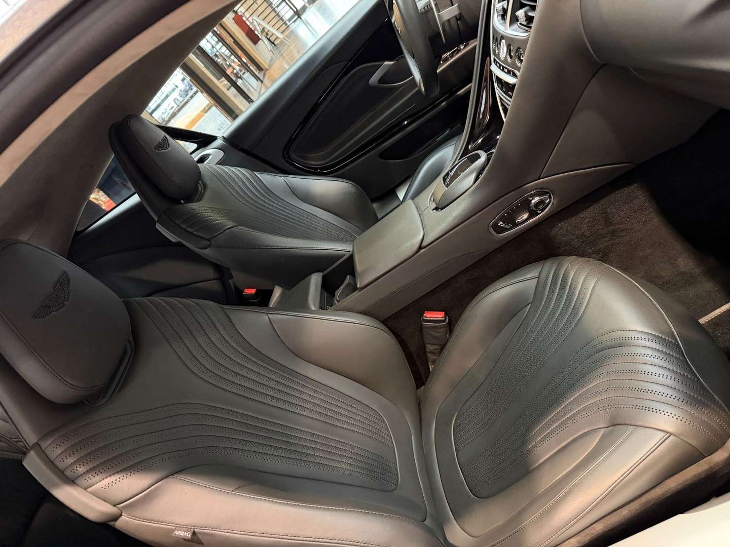 Aston Martin DB11 5.2 V12 AMR - 2017 - Joinsteer - #20