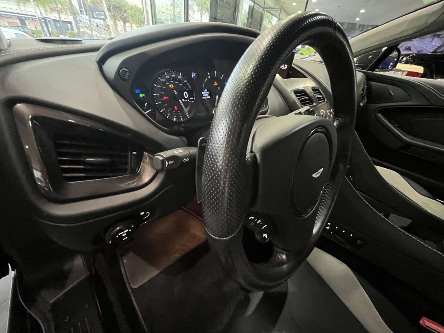 Aston Martin Vanquish Deportivo - 2016 - Joinsteer - #33