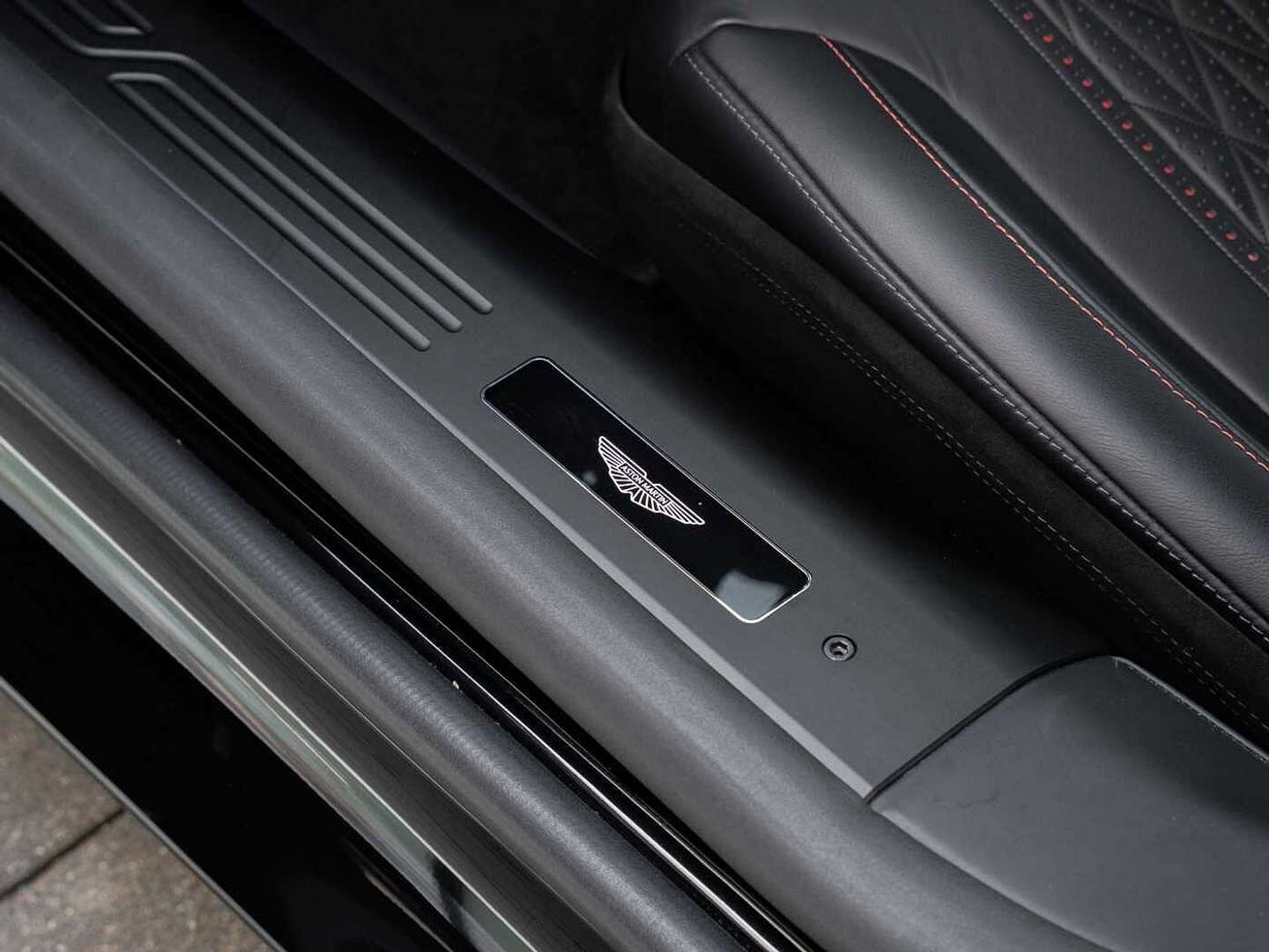 Aston Martin DB12 V8 Coupé Carbon Ceramic - 2024 - Joinsteer - #29