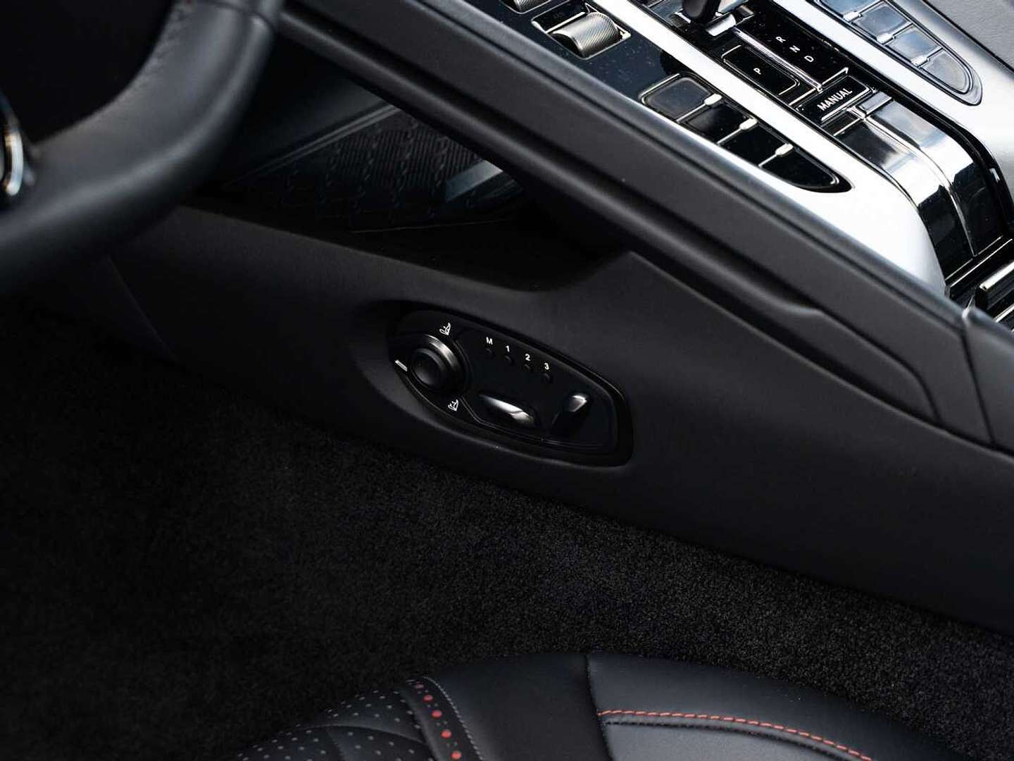 Aston Martin DB12 V8 Coupé Carbon Ceramic - 2024 - Joinsteer - #30