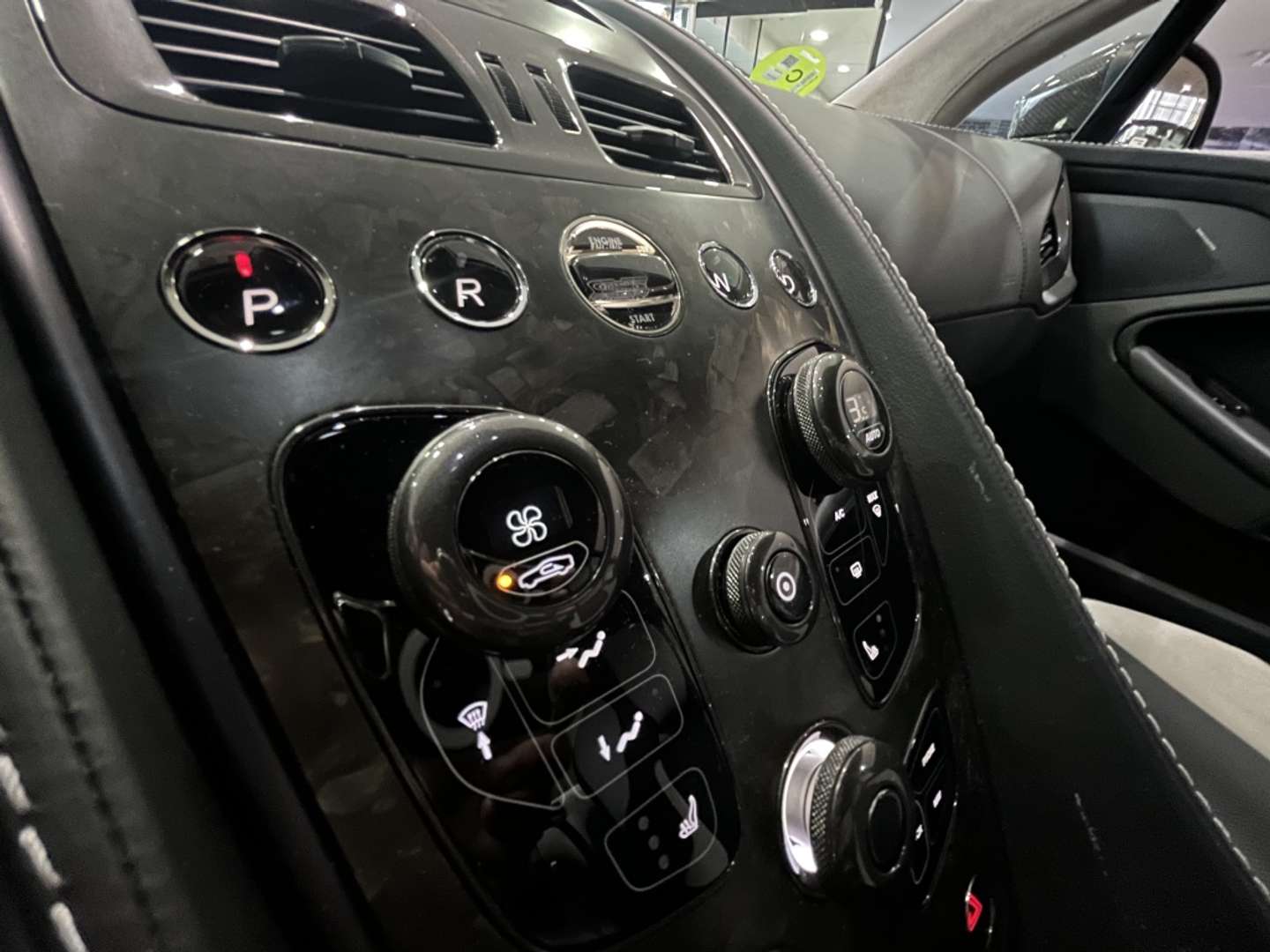 Aston Martin Vanquish Deportivo - 2016 - Joinsteer - #36