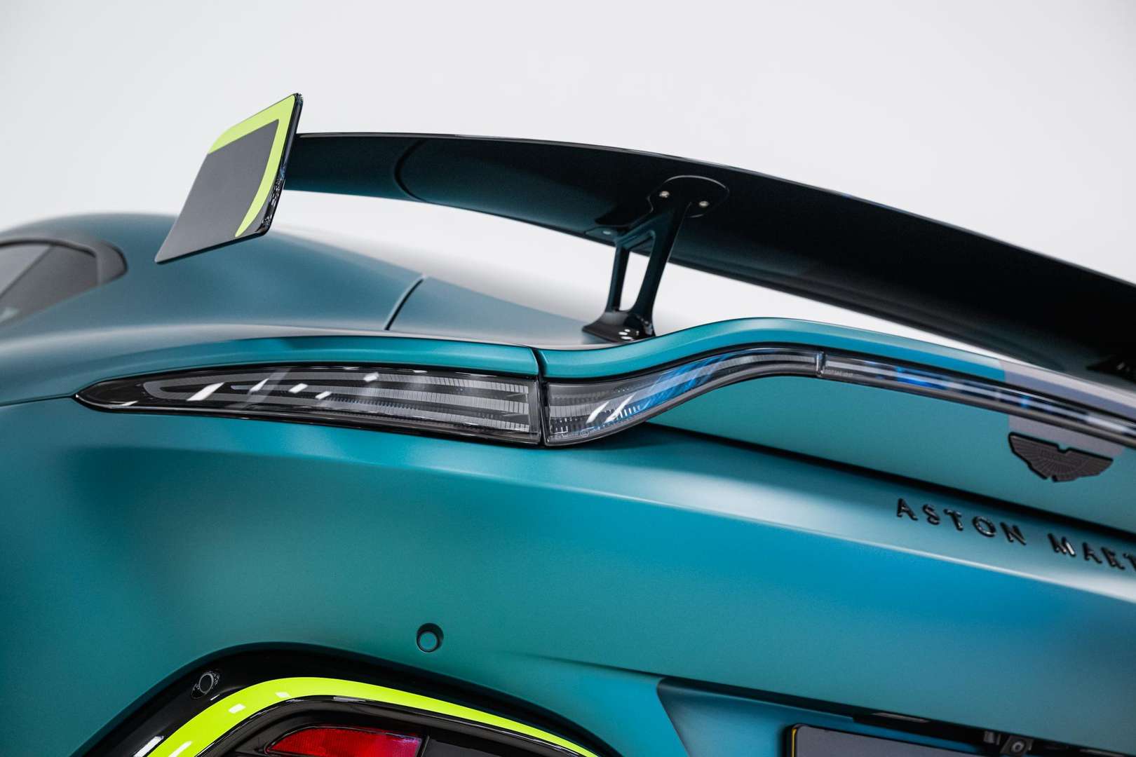 Aston Martin Vantage Coupe F1 Edition - 2021 - Joinsteer - #34