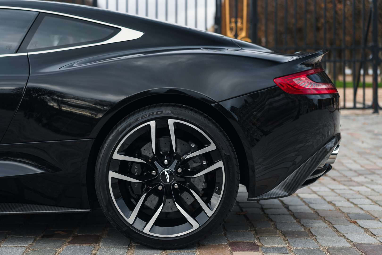 Aston Martin Vanquish Coupé Touchtronic III - 2016 - Joinsteer - #35