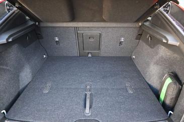 Volvo C40 Recharge PLUS — photo 14