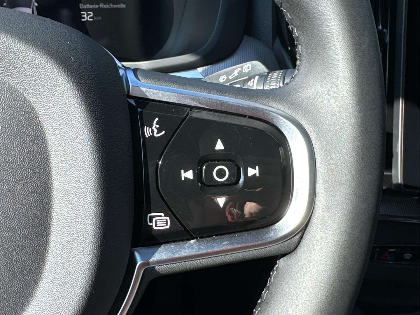 Volvo XC60 T6 Plus - 2025 - Joinsteer - #23