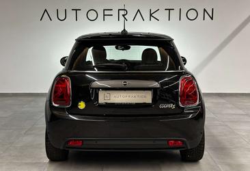 Mini Electric Cooper SE Trim — photo 5