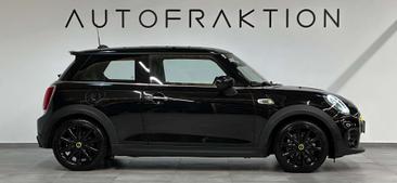Mini Electric Cooper SE Trim — photo 7