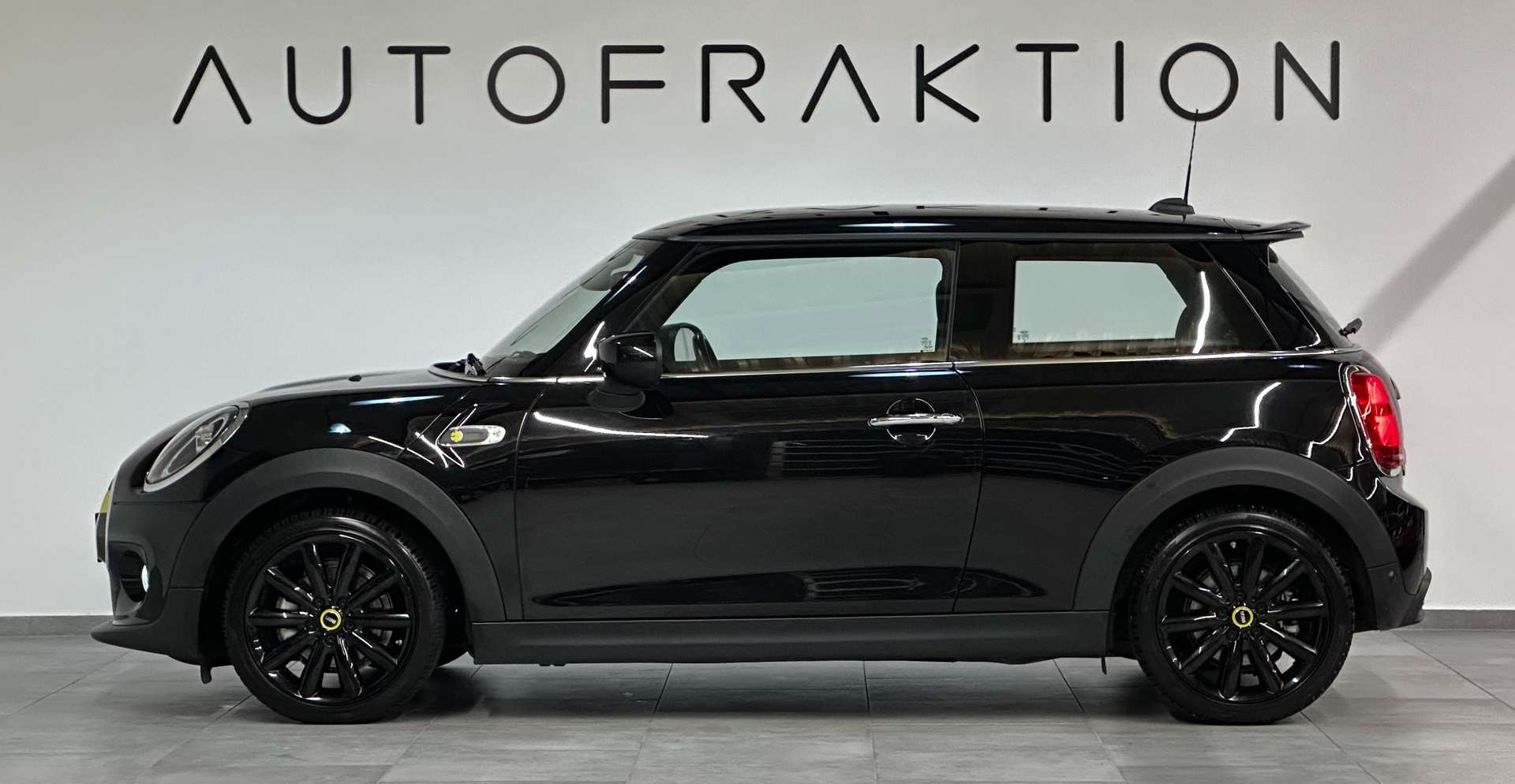Mini Electric Cooper SE Trim - 2020 - Joinsteer - #8