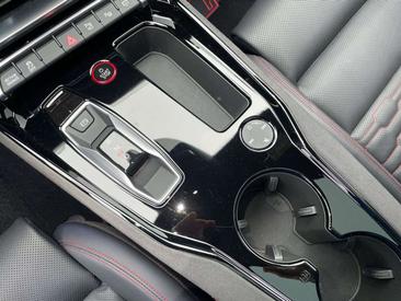 Audi E-tron GT RS 440 — photo 14