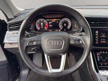 Audi Q8 S Line 50 TDI — photo 10