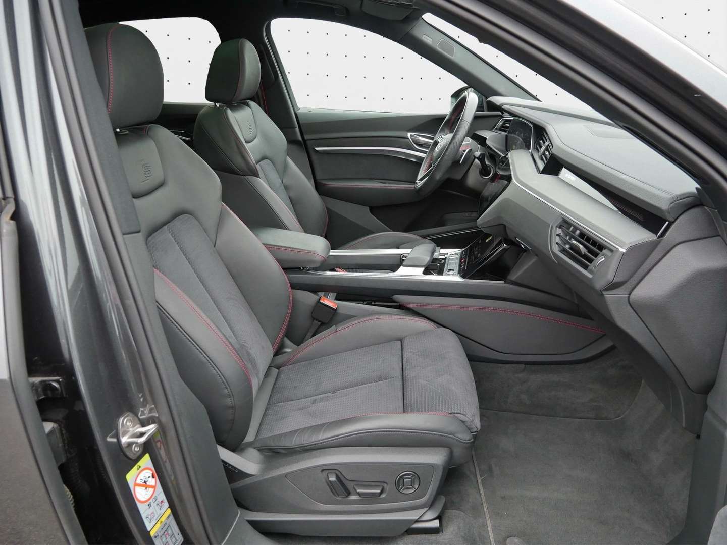 Audi Q8 E-tron S Line 55 - 2023 - Joinsteer - #4