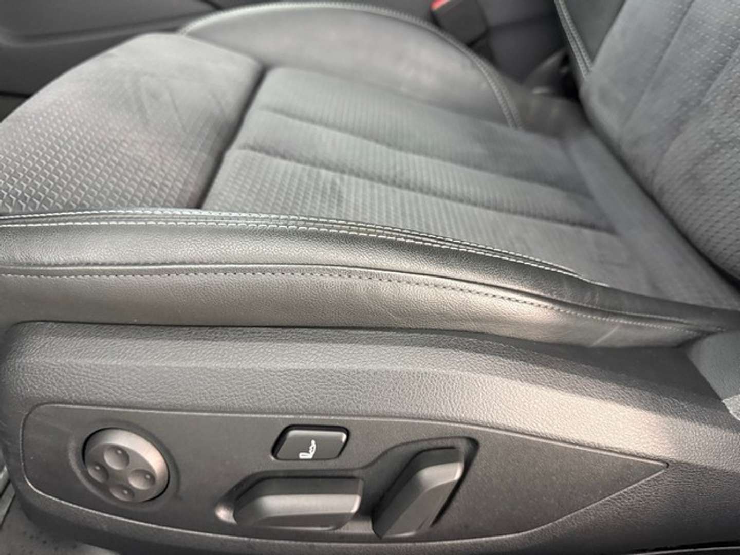 Audi S5 Cabriolet 30 TFSI - 2023 - Joinsteer - #3