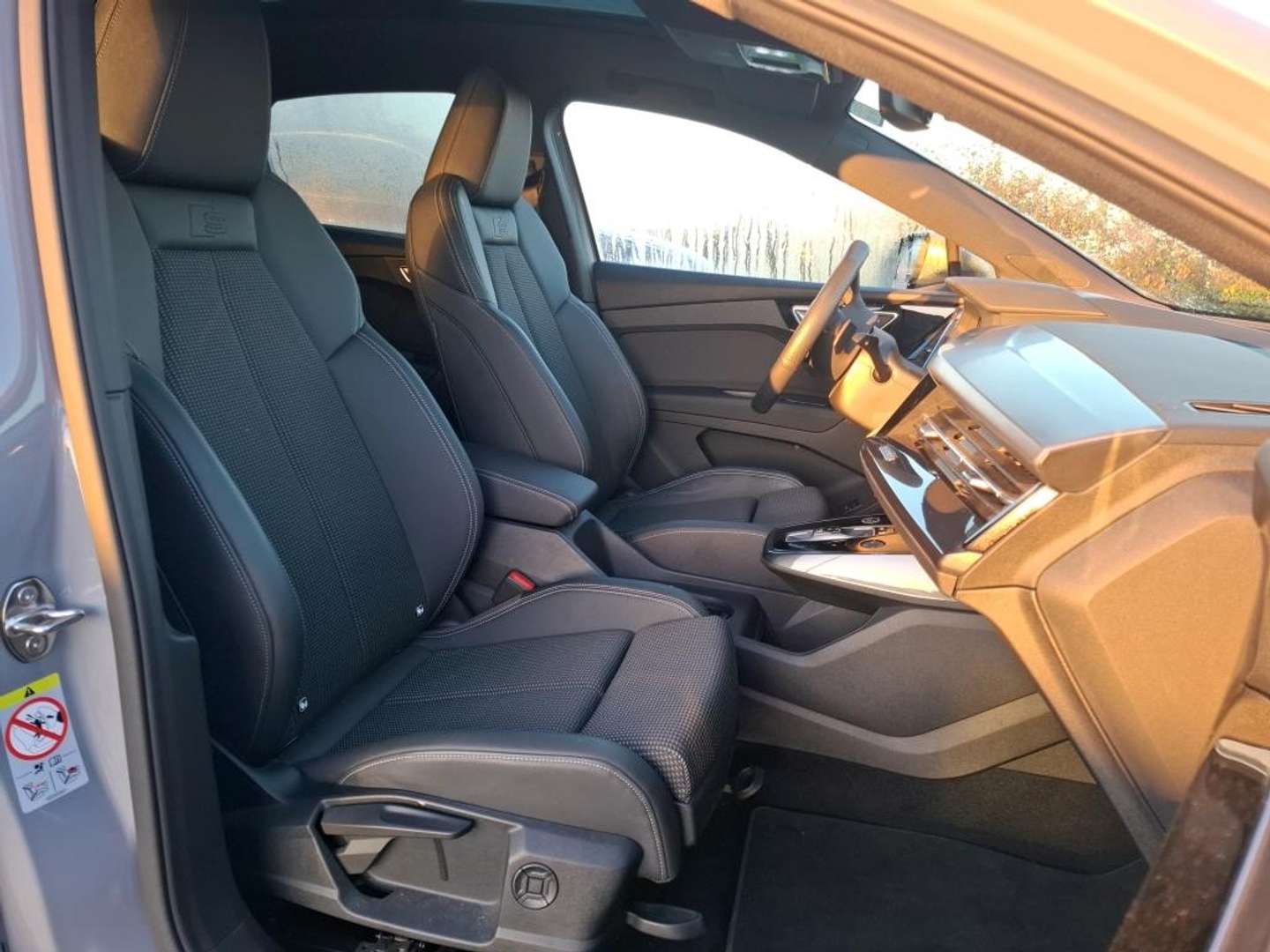 Audi E-tron S Line Sportback 40 - 2023 - Joinsteer - #2