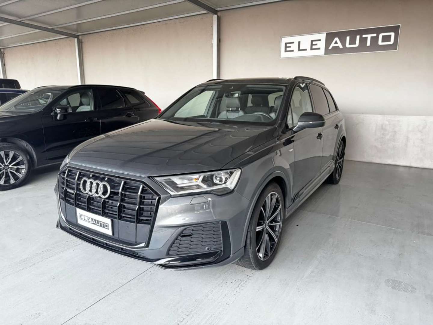 Audi Q7 S Line Identity Black 50 TDI - 2022 - Joinsteer - #3