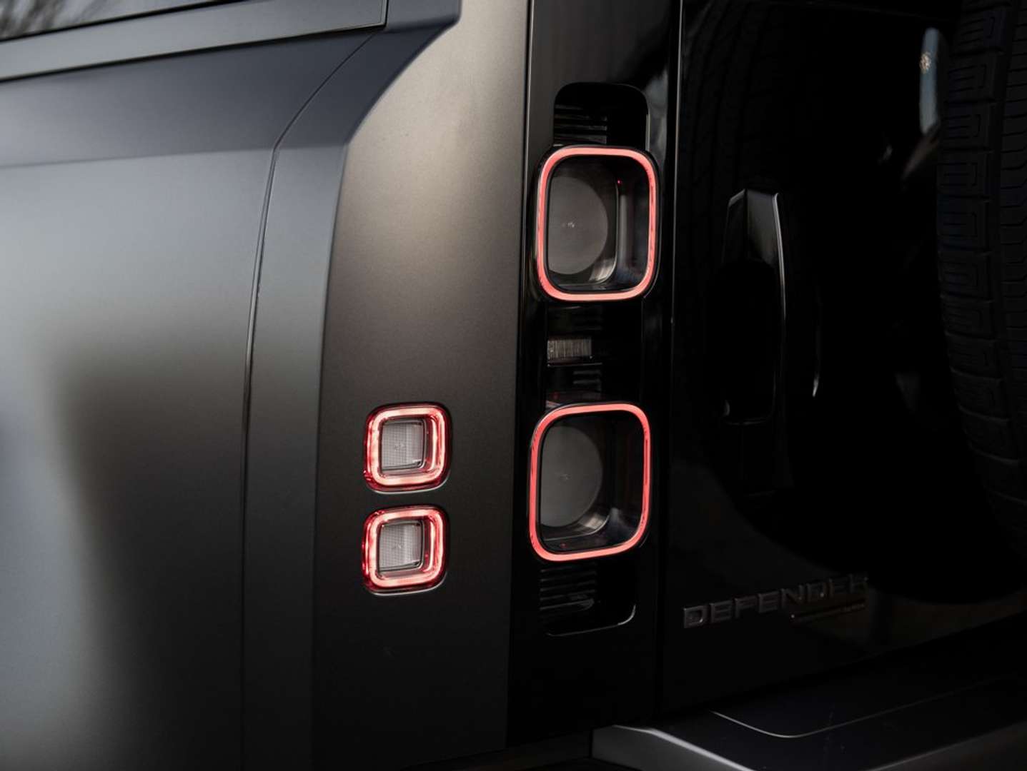 Land Rover Defender P525/V8 Carpathian Edition/HUD/PANO/ACC/AIR/LIFT - 2022 - Joinsteer - #26