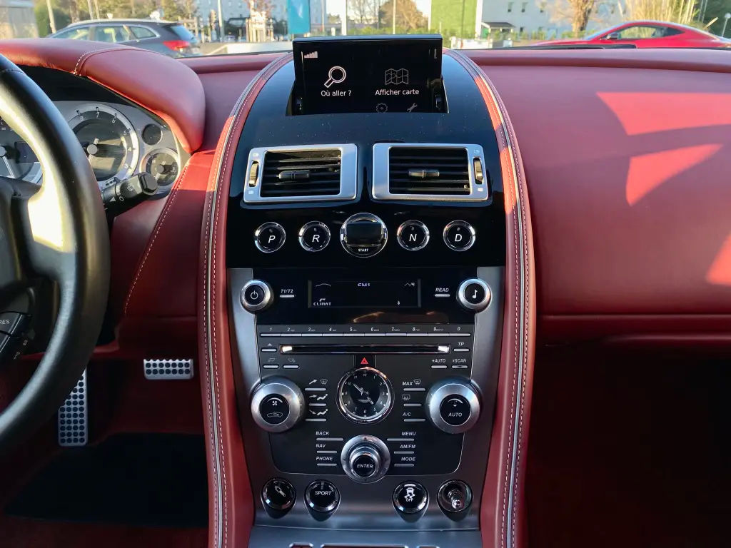 Aston Martin DB9 Volante 5.9 - 2013 - Joinsteer - #9