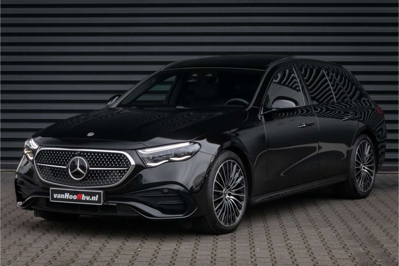 Mercedes Classe E Break 220 AMG Line - 2025 - Joinsteer - #1