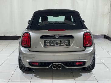 Mini Cabrio COOPER S — photo 4