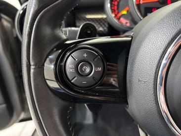 Mini Cabrio COOPER S — photo 17