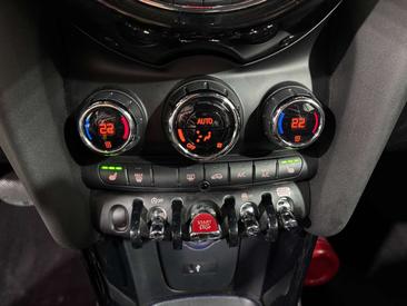 Mini Cabrio COOPER S — photo 18
