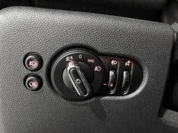 Mini Cabrio COOPER S — photo 20