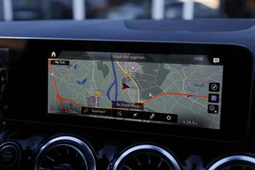 Mercedes GLA 250 E 250 AMG Line — photo 7