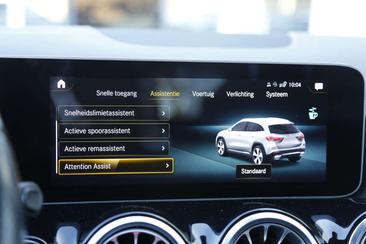 Mercedes GLA 250 E 250 AMG Line — photo 10