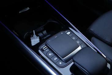 Mercedes GLA 250 E 250 AMG Line — photo 43