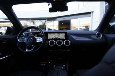 Mercedes GLA 250 E 250 AMG Line — photo 44