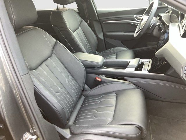 Audi Q8 Sportback E-tron S Line 55 E-tron Quattro - 2023 - Joinsteer - #13
