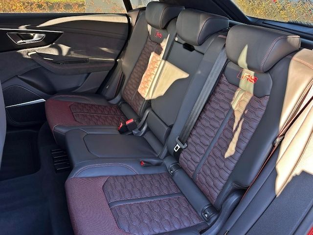 Audi RSQ8 Performance Quattro Tiptronic - 2024 - Joinsteer - #26