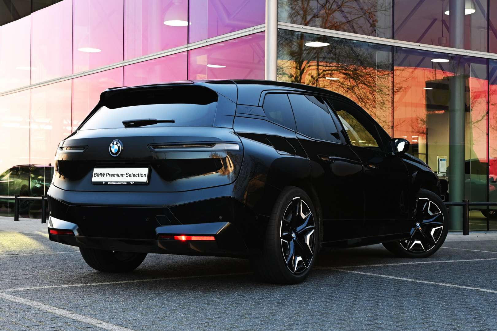 BMW IX High Executive XDrive40 - 2022 - Joinsteer - #1