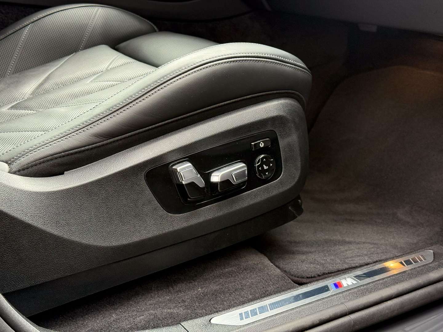 BMW XM 50e - 2025 - Joinsteer - #22