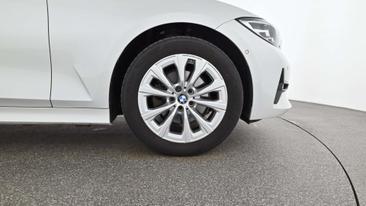 BMW Série 3 320d XDrive — photo 13