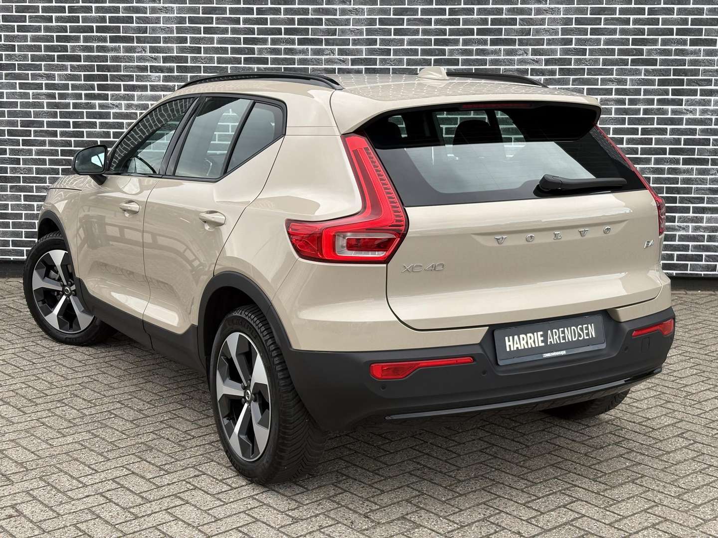 Volvo XC40 B4 Plus - 2024 - Joinsteer - #1