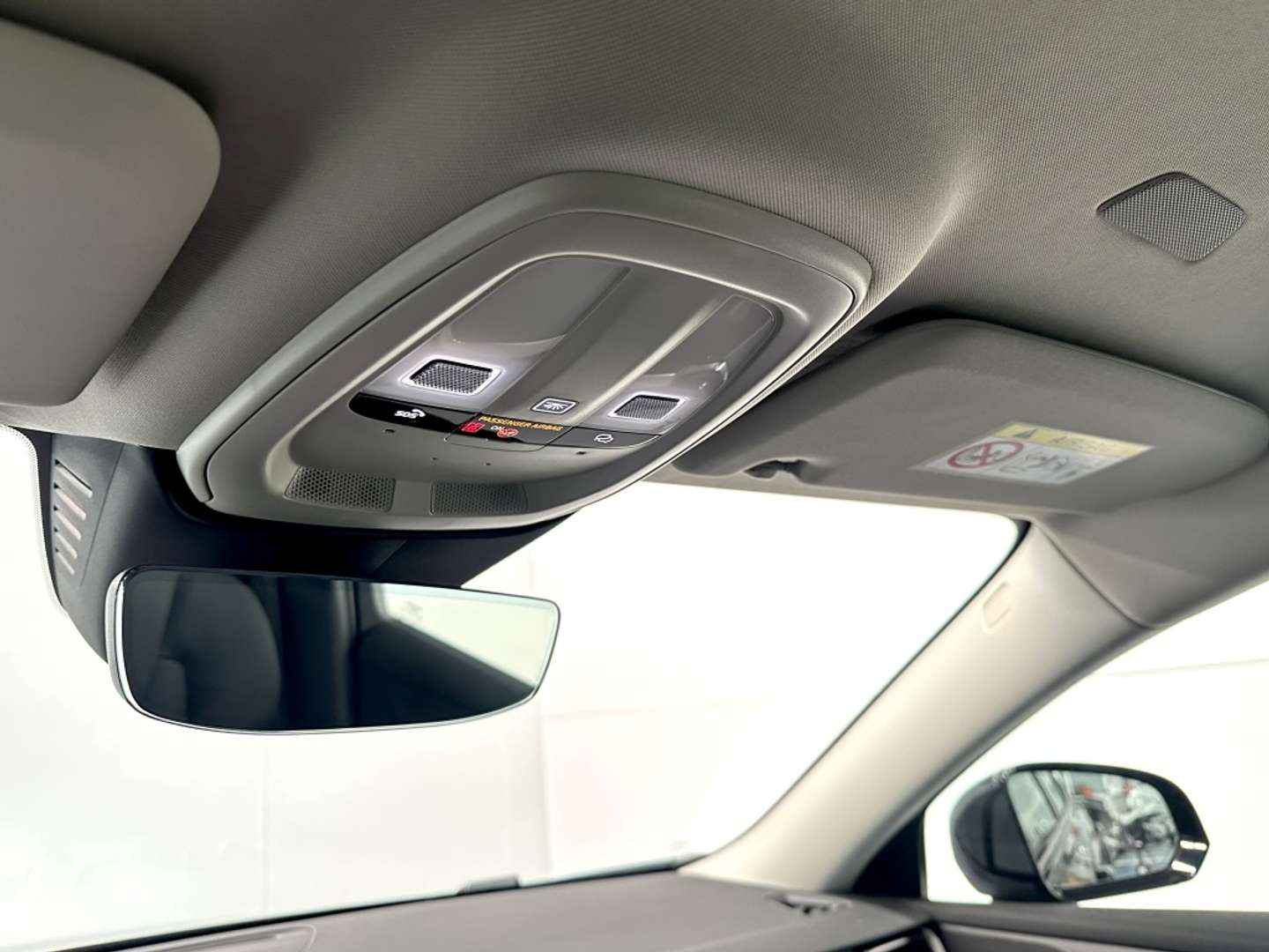 Volvo V60 Cross Country B4 Plus - 2025 - Joinsteer - #20