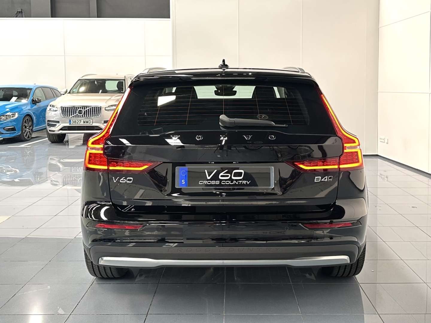 Volvo V60 Cross Country B4 Plus - 2025 - Joinsteer - #29