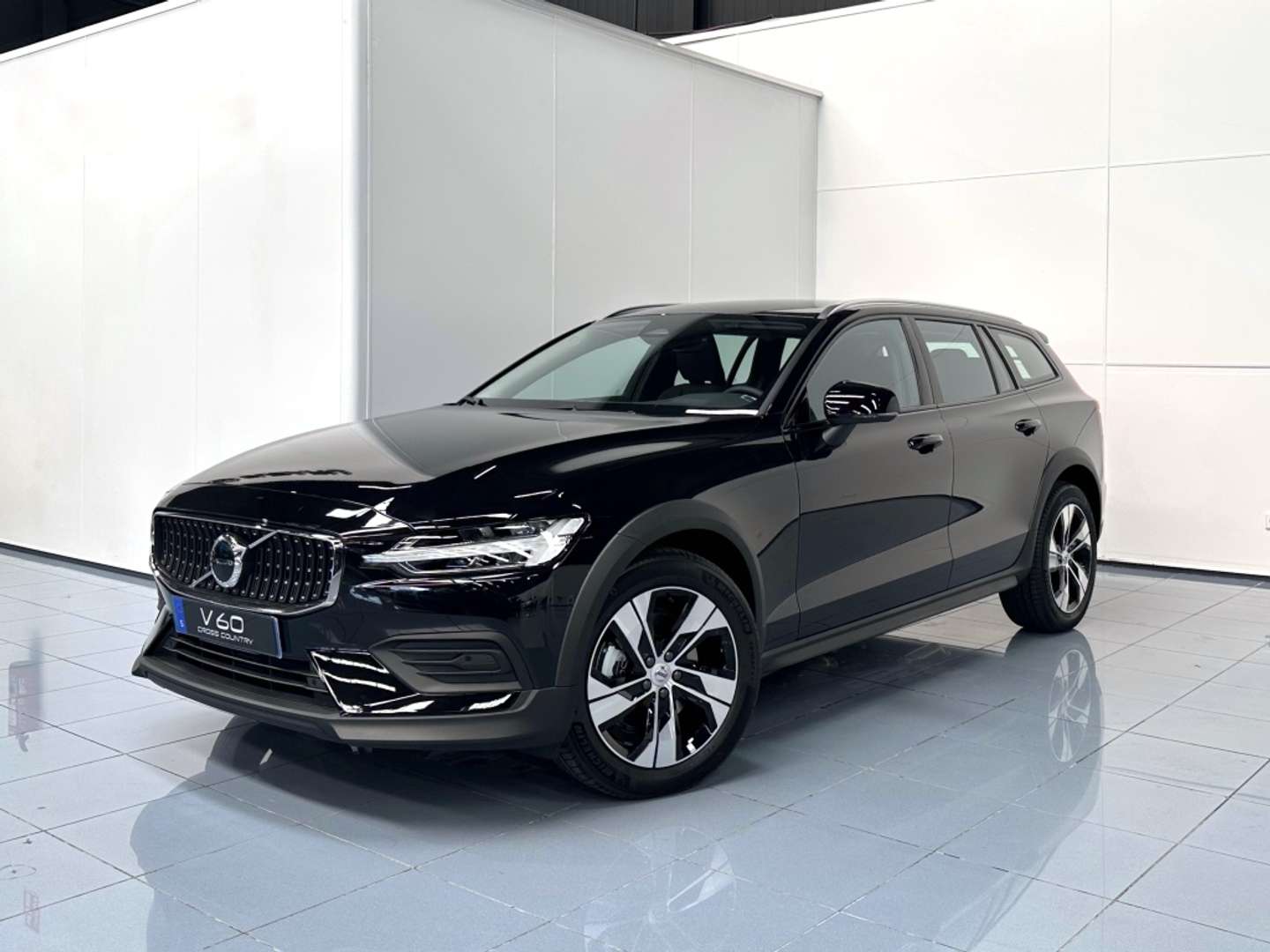 Volvo V60 Cross Country B4 Plus - 2025 - Joinsteer - #30