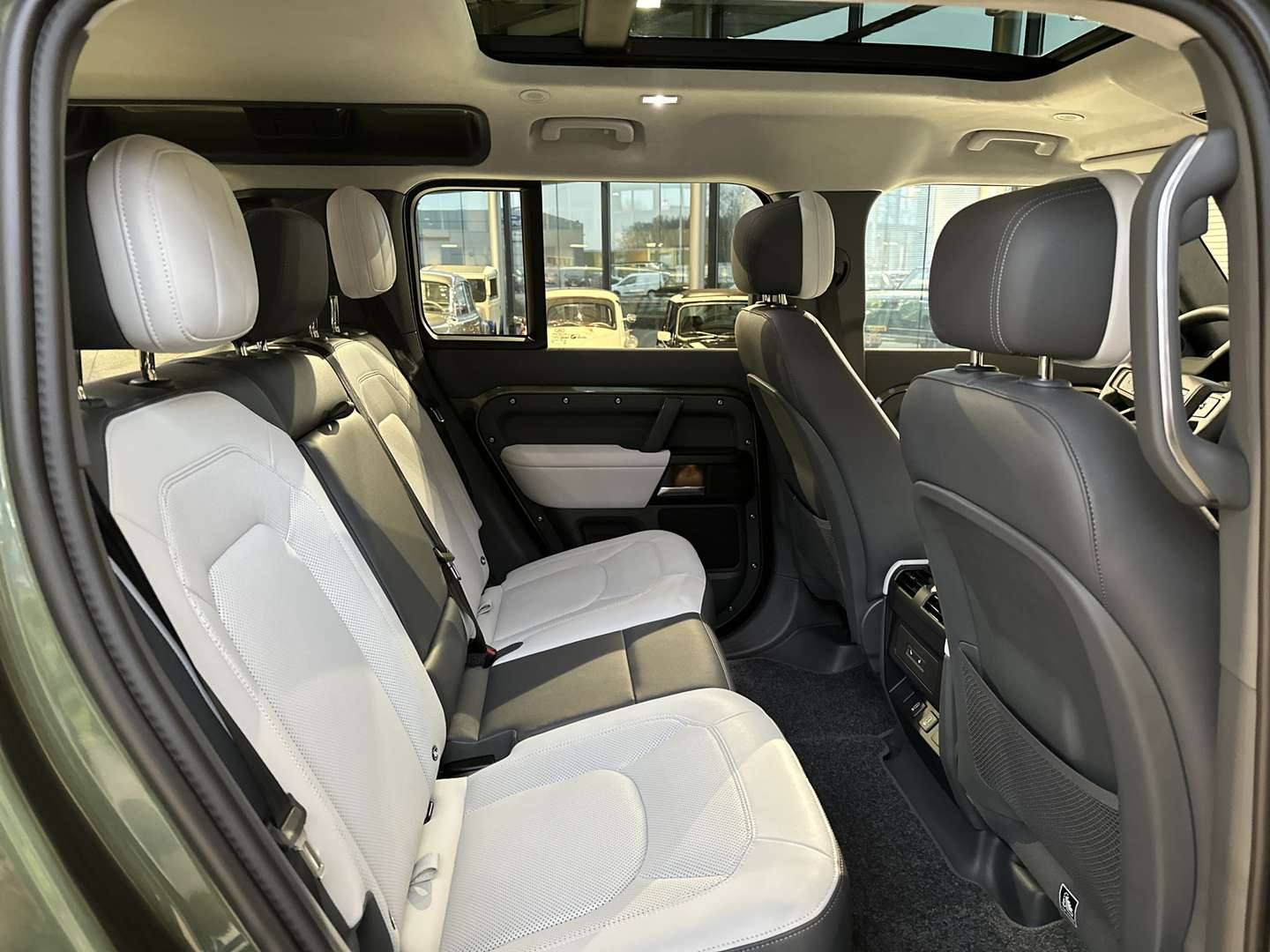 Land Rover Defender 110 X-Dynamic HSE P300e - 2026 - Joinsteer - #5