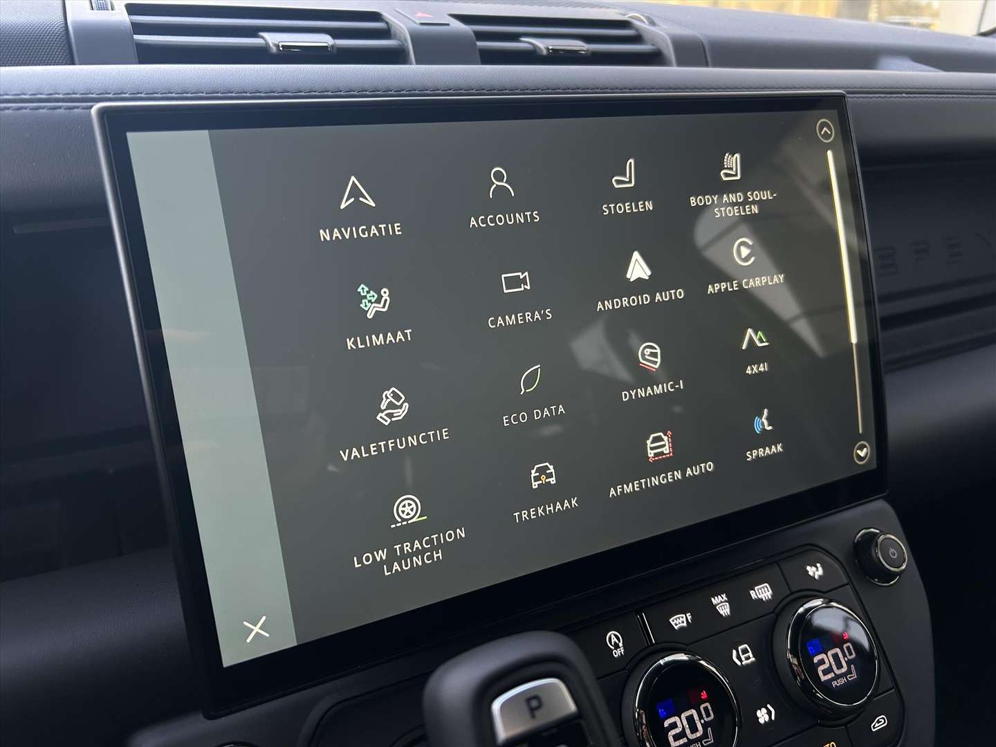 Land Rover Defender OCTA BLACK P635 V8 AWD - 2026 - Joinsteer - #22