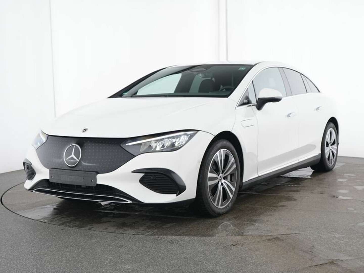 Mercedes EQE 300 - 2024 - Joinsteer - #1