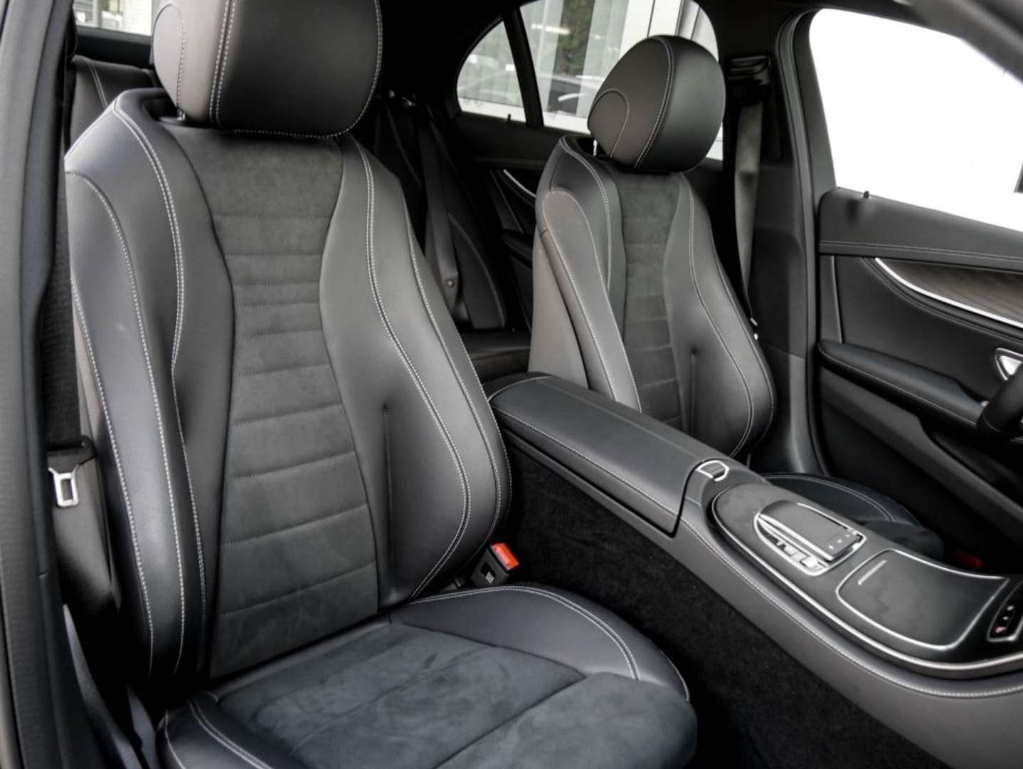 Mercedes Classe E 220 Night Edition - 2024 - Joinsteer - #5